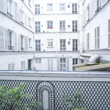 Apartment Hostnfly - Charming Sunny Studio Near Opera *